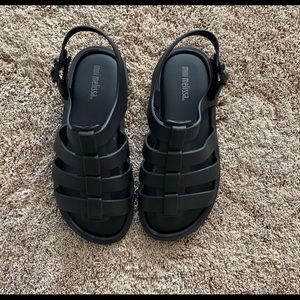 Mini Melissa size 10 in girls